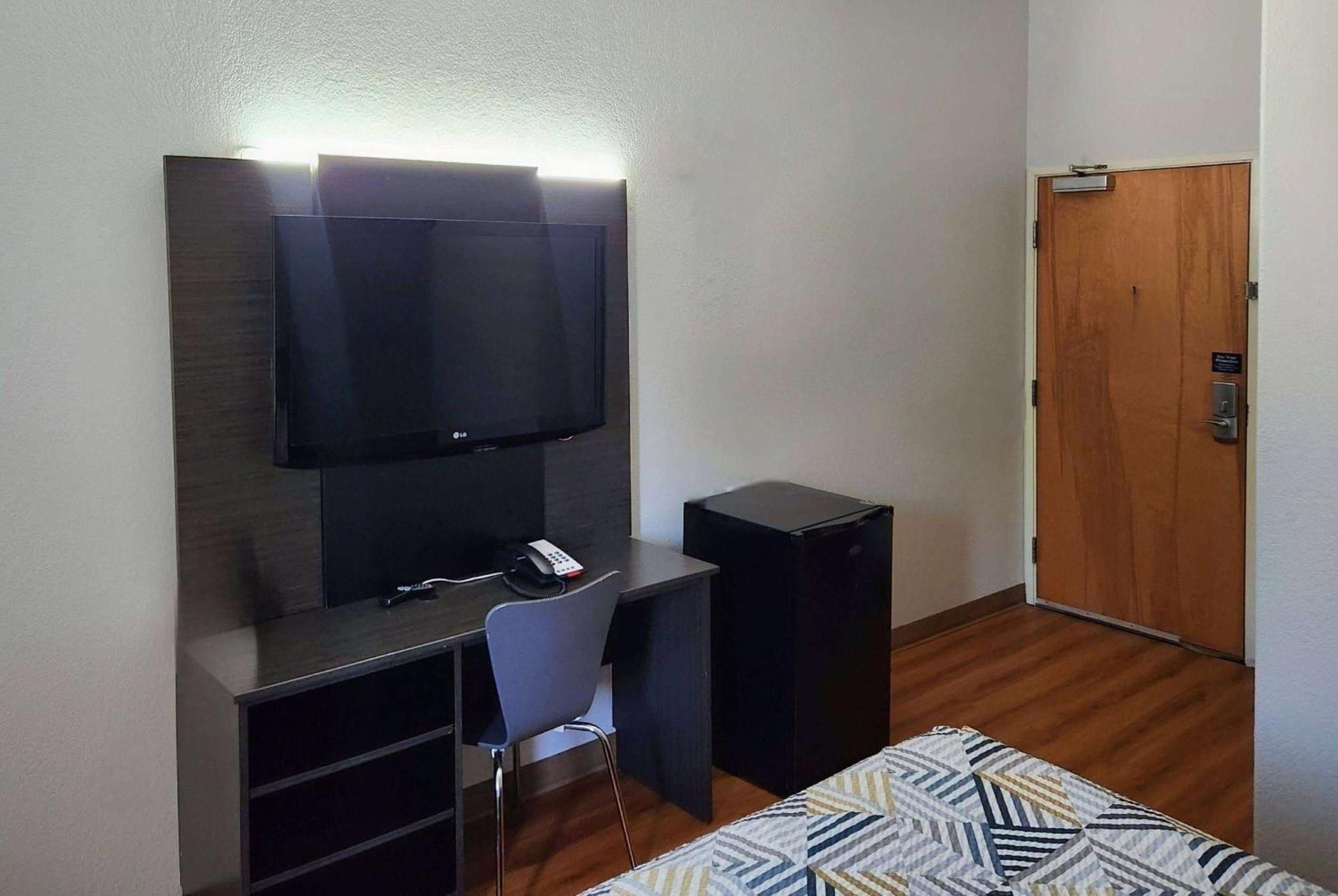 Baymont By Wyndham San Antonio Airport Hotel ภายนอก รูปภาพ