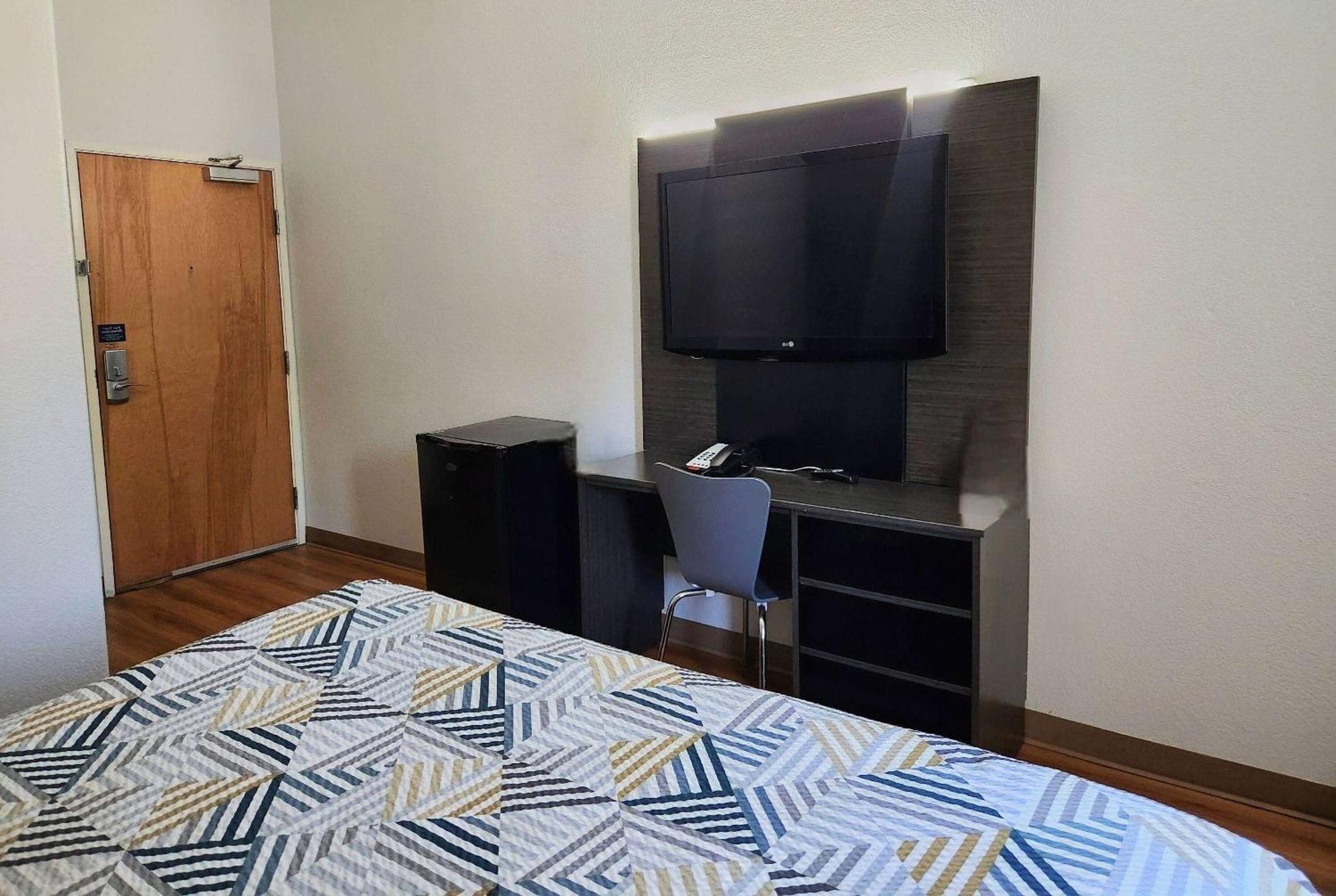 Baymont By Wyndham San Antonio Airport Hotel ภายนอก รูปภาพ
