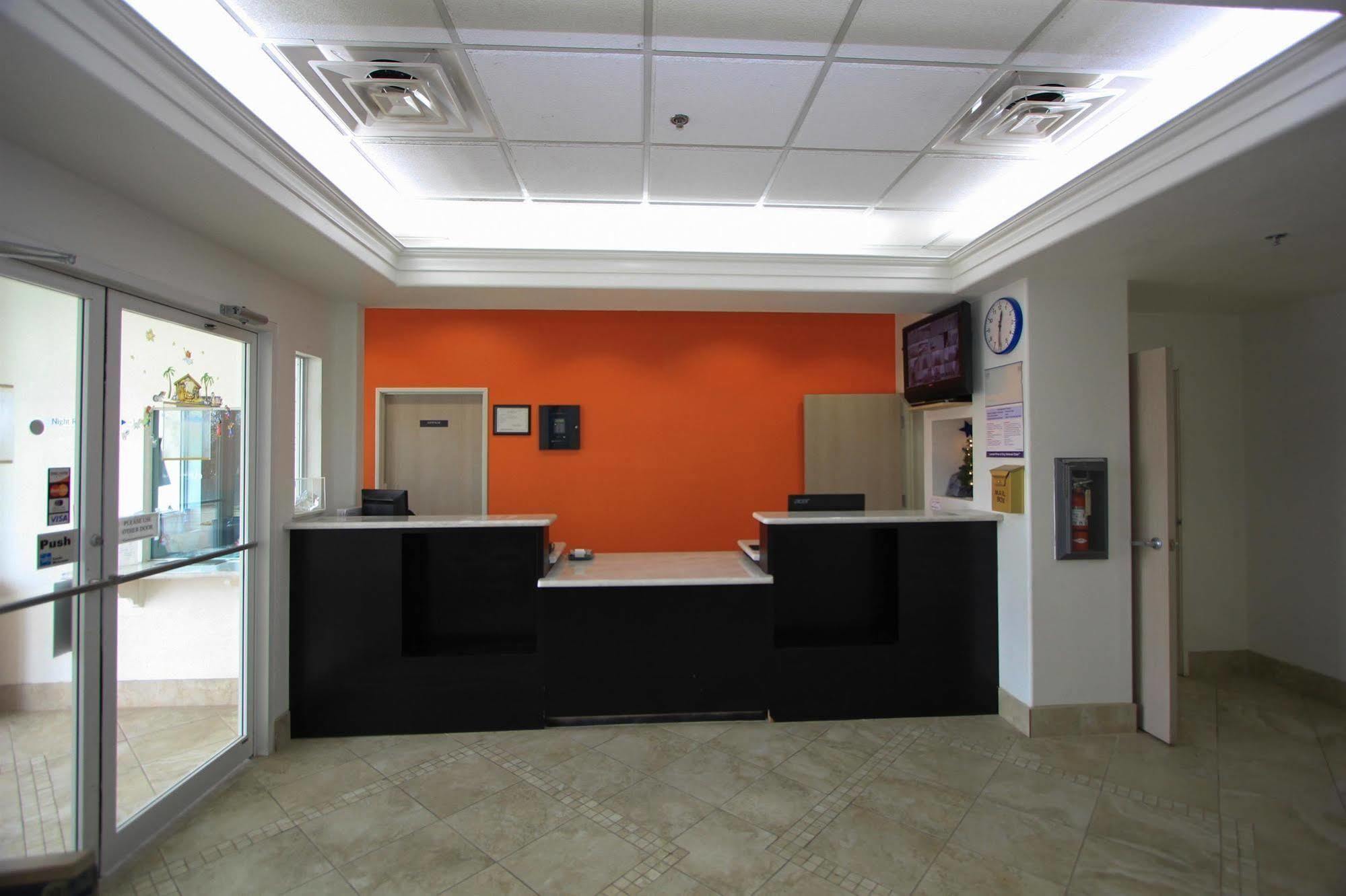 Baymont By Wyndham San Antonio Airport Hotel ภายนอก รูปภาพ