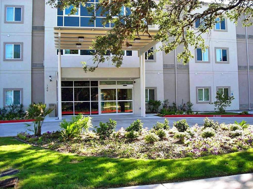Baymont By Wyndham San Antonio Airport Hotel ภายนอก รูปภาพ